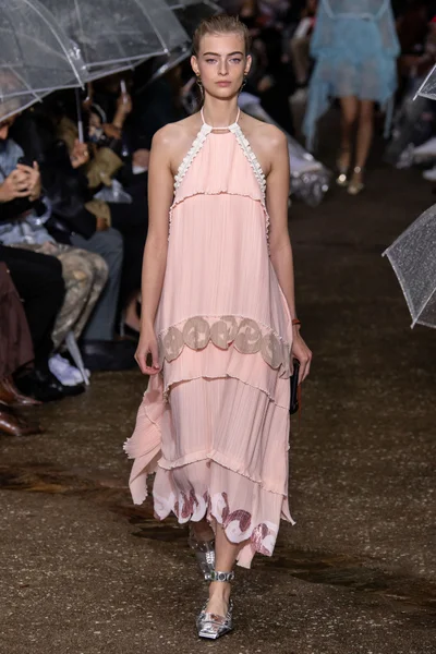 Look 57
